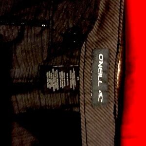 O’Neil hybrid 34 waist boardshorts.